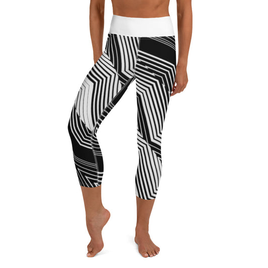Yoga Capri Leggings - Black & White Print